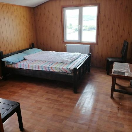 La Elvetian Hotel Iasi Eksteriør billede